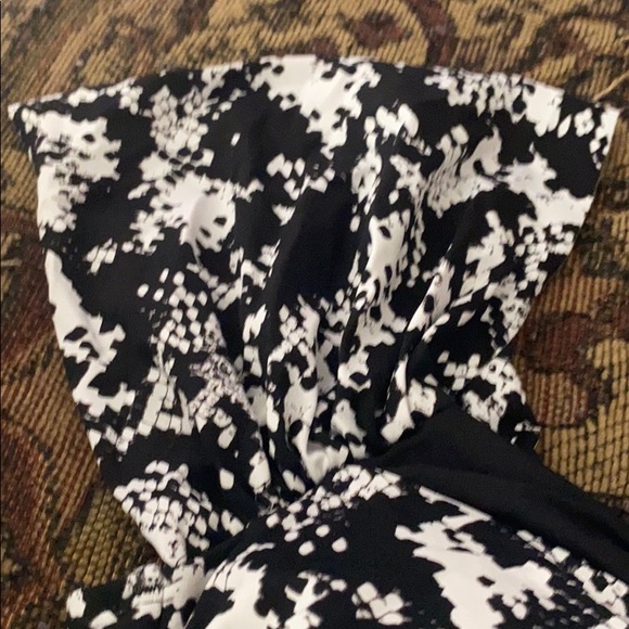 Kenneth Cole one piece sz large - Picture 2 of 5